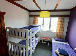 Ducks & Drakes Boutique Motel & Backpackers