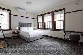 Southern Cross Hotel