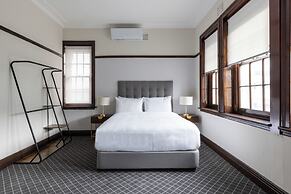 Southern Cross Hotel