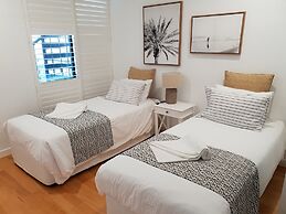 King's Row Holiday Apartments