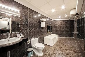 A25 Hotel - 53 Tue Tinh