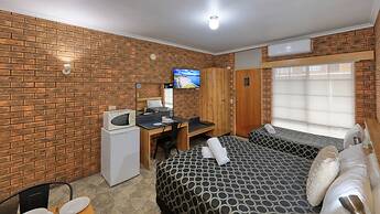 The Cottage Motor Inn Albury CBD