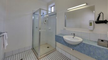 The Cottage Motor Inn Albury CBD