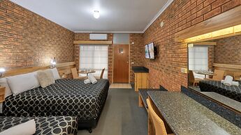 The Cottage Motor Inn Albury CBD