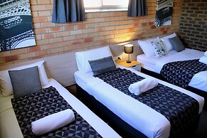 Squatters Homestead Motel