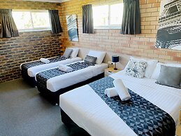 Squatters Homestead Motel