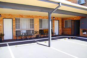 Squatters Homestead Motel