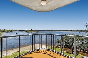 Reflections Holiday Apartments