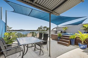 Reflections Holiday Apartments