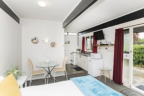 Waikanae Beach Motel