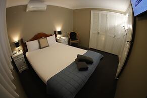 Sleepy Hill Motor Inn