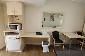 Sleepy Hill Motor Inn