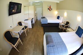 Sleepy Hill Motor Inn