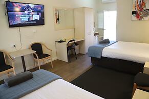 Sleepy Hill Motor Inn