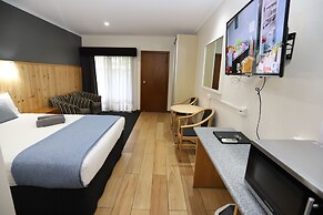 Sleepy Hill Motor Inn