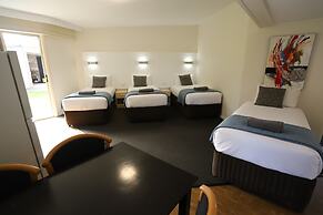 Sleepy Hill Motor Inn