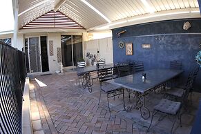 Sleepy Hill Motor Inn