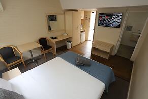 Sleepy Hill Motor Inn