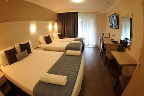 Sleepy Hill Motor Inn