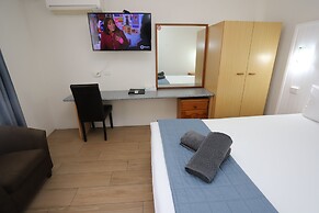 Sleepy Hill Motor Inn