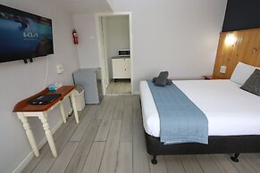 Sleepy Hill Motor Inn