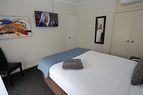 Sleepy Hill Motor Inn