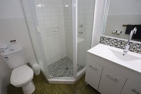 Sleepy Hill Motor Inn