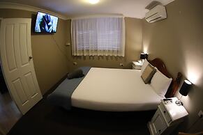 Sleepy Hill Motor Inn