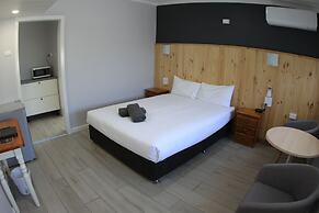 Sleepy Hill Motor Inn