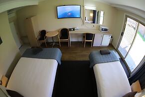 Sleepy Hill Motor Inn