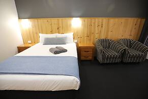 Sleepy Hill Motor Inn