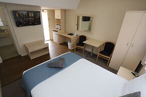 Sleepy Hill Motor Inn