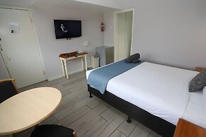 Sleepy Hill Motor Inn