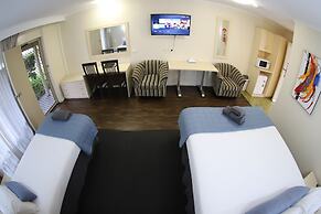 Sleepy Hill Motor Inn