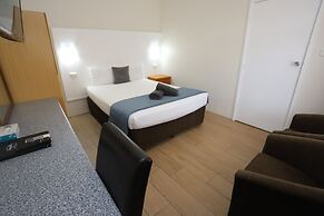 Sleepy Hill Motor Inn