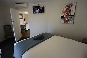 Sleepy Hill Motor Inn