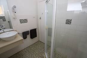 Sleepy Hill Motor Inn