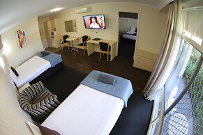 Sleepy Hill Motor Inn