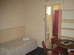 Great Lakes Motor Inn