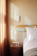 Dolphins Motel
