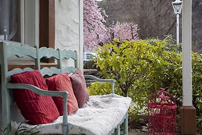 Settlers Cottage Motel