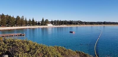 Albany Holiday Units