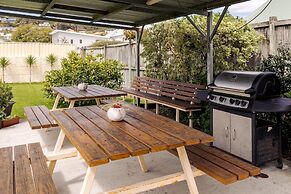 Albany Holiday Units