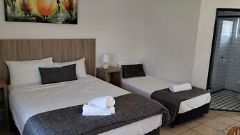 Tully Motel