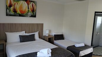 Tully Motel