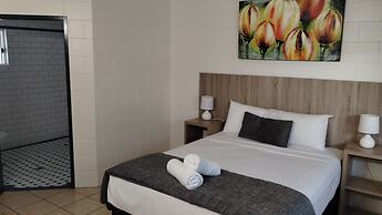 Tully Motel