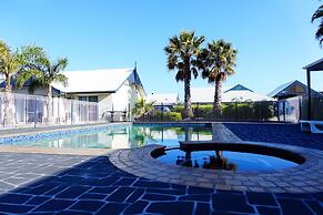 Torquay Tropicana Motel