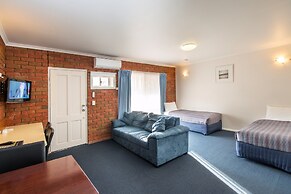 Torquay Tropicana Motel