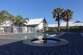 Torquay Tropicana Motel