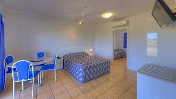 Heritage Lodge Motel